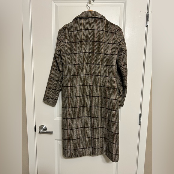 A checked pattern wool long coat from S.Korea 🤎 - Picture 3 of 8